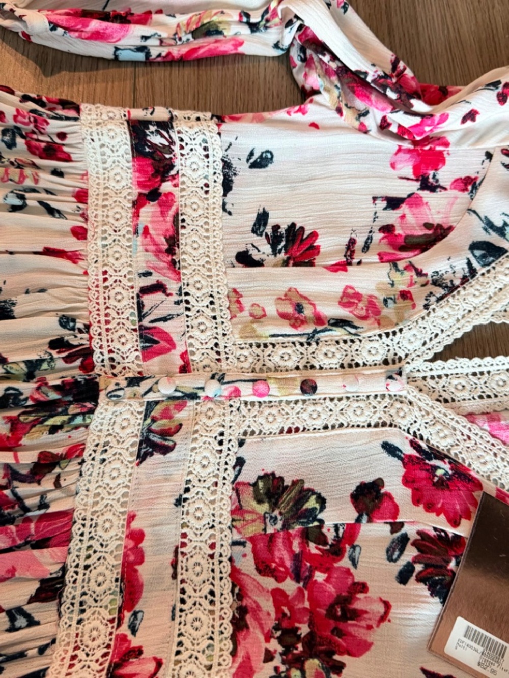 Floral Lace Mini Dress NWT Pink Cream Open Back Long Sleeve Boho Size Small NEW! - Picture 14 of 14